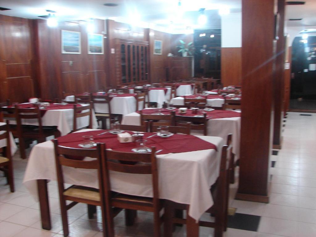 Cheltum Hotel Trelew Exterior foto